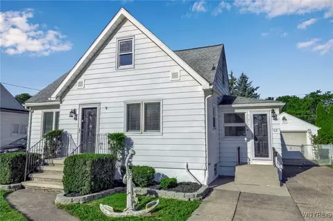 62 Warren Ave, West Seneca, NY 14224