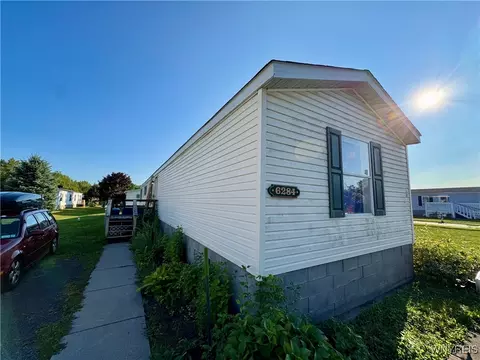 6284 Autumnview Sta, Newfane, NY 14108