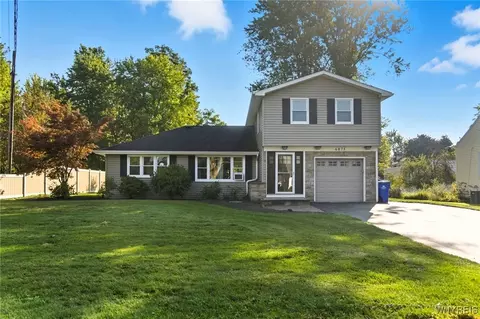 6075 Long St, Clarence Center, NY 14032