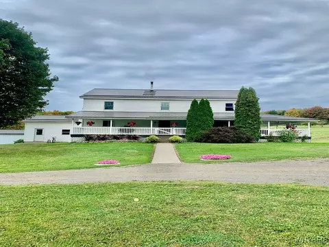10473 Handcock Rd, Fillmore, NY 14735