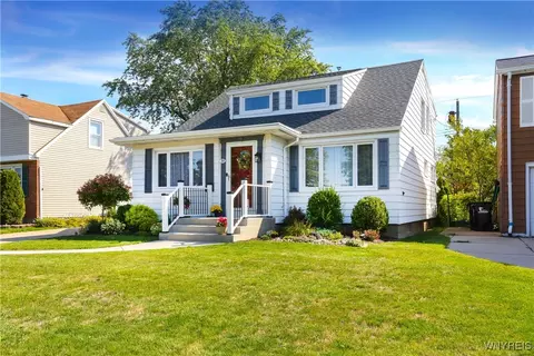 39 Westfall Dr, Tonawanda, NY 14150