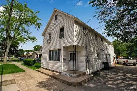 159 Zimmerman St, North Tonawanda, NY 14120