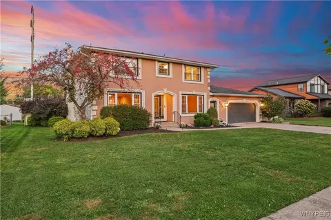235 Old Lyme Dr, Amherst, NY 14221