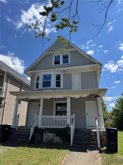 451 12th St, Niagara Falls, NY 14303