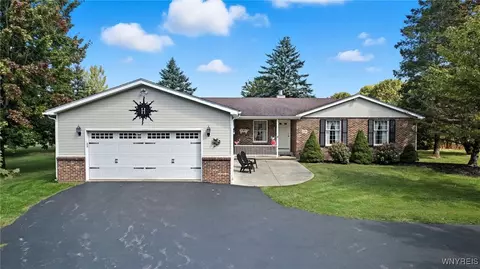 2791 Bullis Rd, Elma, NY 14059