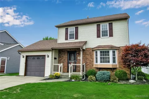 29 Michelle Dr, Lackawanna, NY 14218