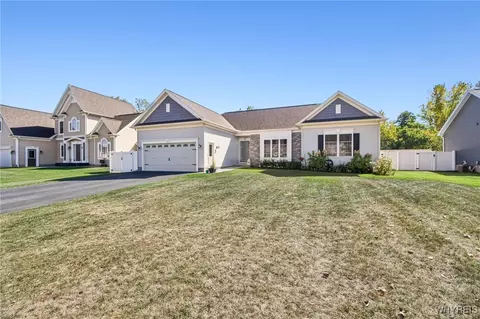 27 Cailyn Way, Sweden, NY 14420