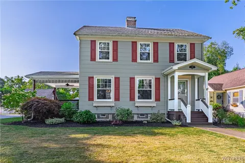 76 Morrow Ave, Lockport, NY 14094
