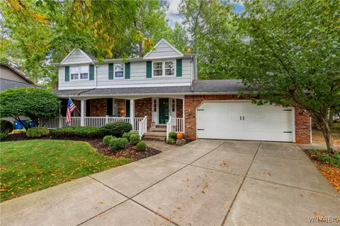 73 Treebrooke Ct, Amherst, NY 14221