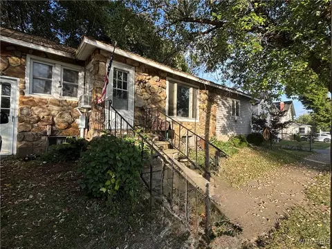 8942 Upper St, Rushford, NY 14777