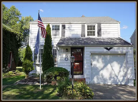 51 Fairchild Dr, Amherst, NY 14226