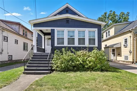 109 Victory Ave, Lackawanna, NY 14218