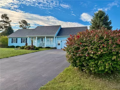 8804 Haven Ln, Batavia, NY 14020