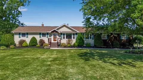 13118 Steiner Rd, Newstead, NY 14001