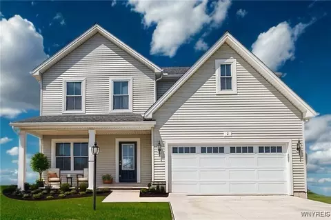2 Kaitlyn Ct, Grand Island, NY 14072