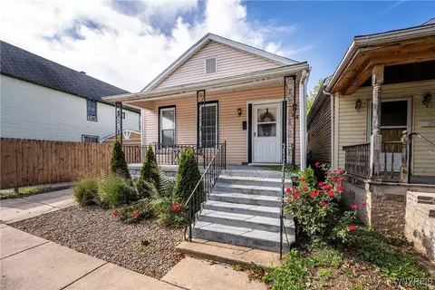 84 Brayton St, Buffalo, NY 14213