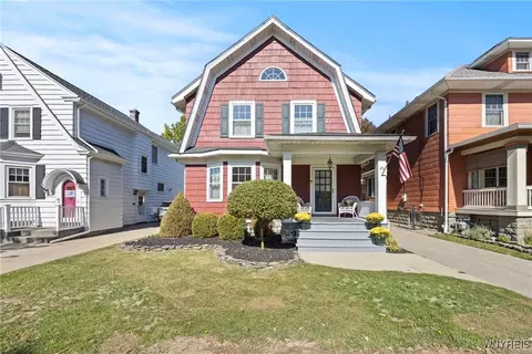 20 Mckinley Ave, Kenmore, NY 14217