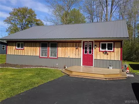 9106 Arthur Jenkins Rd, Lenox, NY 13032
