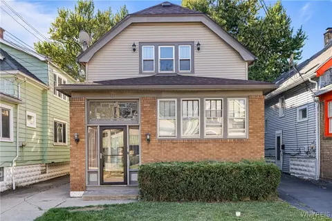 32 Courtland Ave, Buffalo, NY 14215