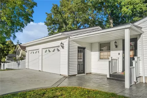 57 E Main St, Pembroke, NY 14036 photo 5