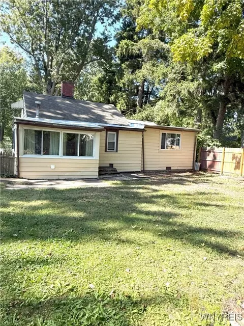 Exterior - 7009 Schuyler Dr, Evans, NY 14047 photo 2 of 5