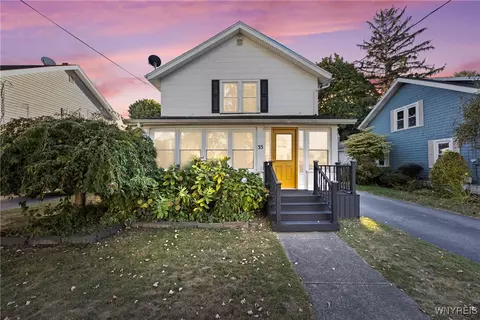 35 Oak St, Oakfield, NY 14125
