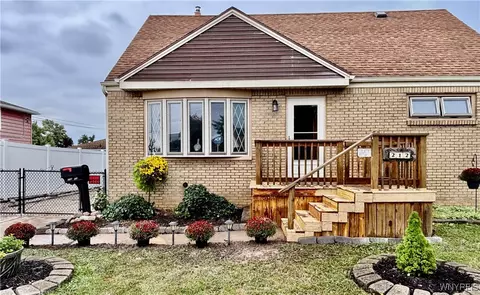 212 Santin Dr, Cheektowaga, NY 14225