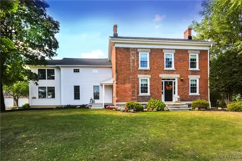 5540 Shimerville Rd, Clarence, NY 14031