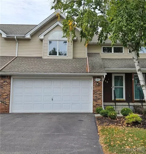 88 Northwood Dr, Depew, NY 14043
