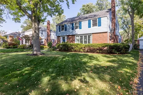 95 Dorset Dr, Buffalo, NY 14223