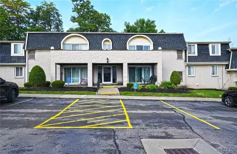 5 Cambridge #F, Amherst, NY 14221