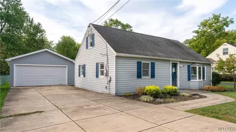 89 E Center Rd, West Seneca, NY 14224