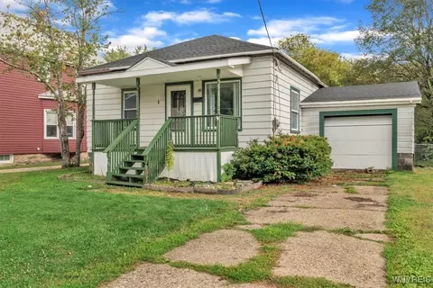 48 Cleveland Ave, Salamanca, NY 14779