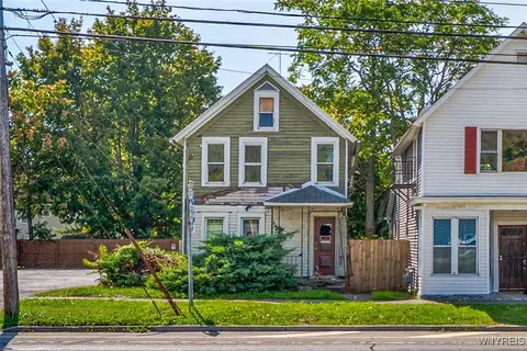 117 Lake Shore Dr E, Dunkirk, NY 14048 photo 1