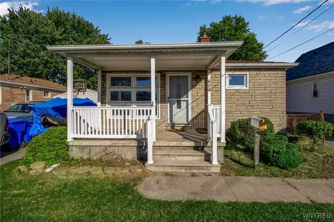 629 Harlem Rd, West Seneca, NY 14224