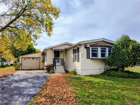 6 Marseille Ave, West Seneca, NY 14224