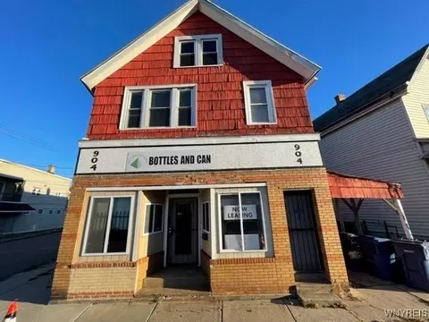 904 Clinton St, Buffalo, NY 14210