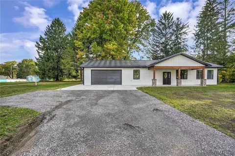 56 Delevan Ave, Delevan, NY 14042