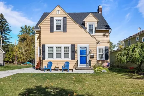 133 Windermere Rd, Lockport, NY 14094