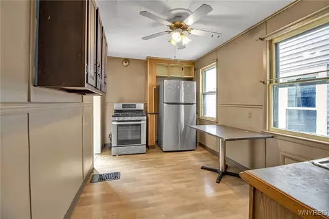 95 Garner Ave, Buffalo, NY 14213 photo 9