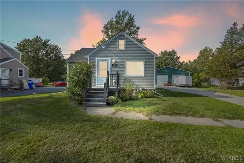 5024 Seneca St, West Seneca, NY 14224