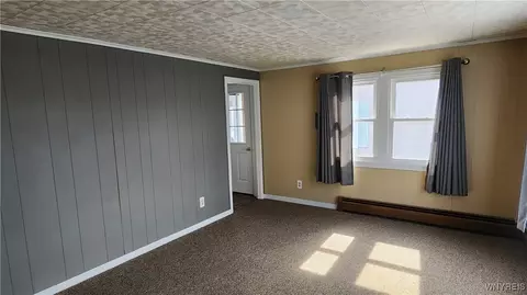 Living - 546 King St, Olean, NY 14760 photo 1 of 3