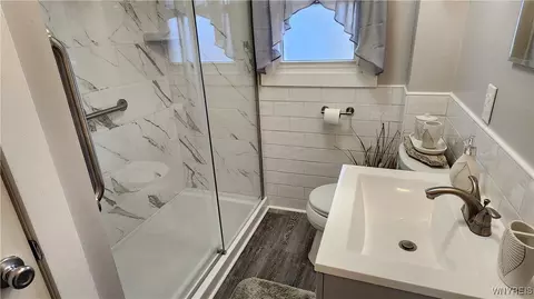 Bath - 546 King St, Olean, NY 14760 photo 2 of 4
