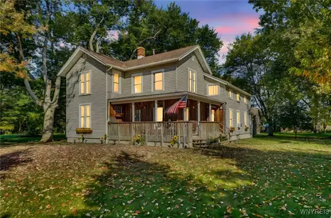 4655 Chestnut Rd, Newfane, NY 14108