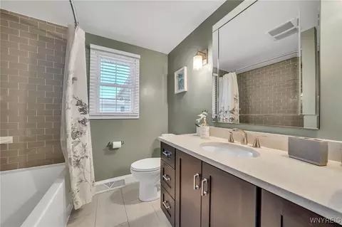 Bath - 196 Wayside Dr, Depew, NY 14043 photo 3 of 3