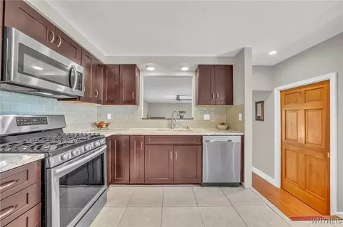 Kitchen - 196 Wayside Dr, Depew, NY 14043 photo 4 of 4