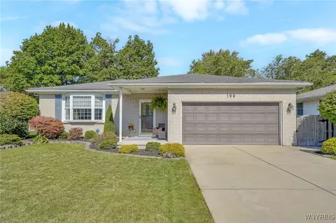 196 Wayside Dr, Depew, NY 14043