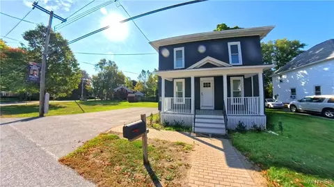 218 Pettit St, Wilson, NY 14172