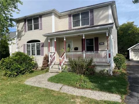 44 Chapel Ave, Cheektowaga, NY 14225