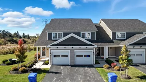 602 Carriage Ln, West Seneca, NY 14224